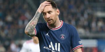 PSG Boss, Pochettino Explains Decision To Bring Off Messi Against Lille
