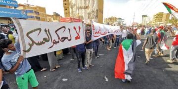 Sudanese Anti-Coup Protesters Barricade Streets