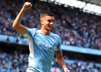 Huge Blow For Manchester City As Torres Faces Six Weeks Out