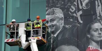 Manchester United Tear Down Giant Solskjaer Mural At Old Trafford After Sack