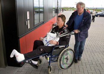 WCQ: Louis van Gaal To Coach Netherlands In Wheelchair After Cycling Accident