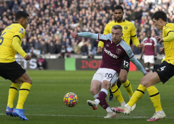West Ham Edge Chelsea In Five Goal Thriller