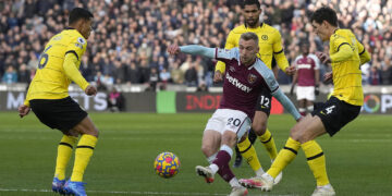 West Ham Edge Chelsea In Five Goal Thriller