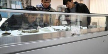 Afghanistan: Visitors Return To National Museum Taliban Once Ransacked