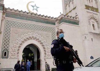 France Shuts Mosque After ‘Unacceptable’ Preaching