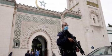 France Shuts Mosque After ‘Unacceptable’ Preaching