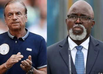 ‘This Is Ridiculous’ – Rohr Slams Pinnick’s Dressing Room Comment