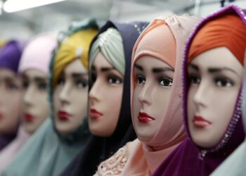 Taliban Order Afghan Shop Owners To Behead Mannequins