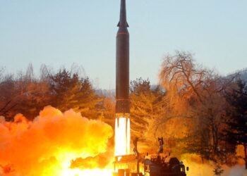 US Sanctions 5 North Koreans After Missile Launch