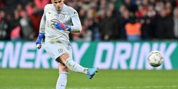 ‘Keep It Up Kepa’ – Drogba Offers Support To Chelsea Keeper After Carabao Cup Loss To Liverpool