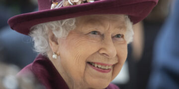 Prince Harry Accused Of Snubbing The Queen