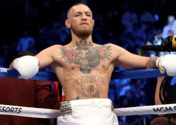 Die-hard Manchester United Fan Conor McGregor Makes Chelsea Bid, As Roman Abramovich Places £3billion Price Tag