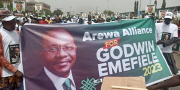 Nigeria 2023: Emefiele’s Supporters Steal Show At APC Convention