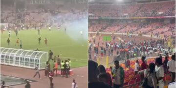 VIDEO: Super Eagles Supporters Invade Pitch, Vandalise Stadium Facilities After Draw Against Ghana