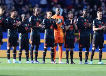 Chelsea Fans Chose Awkward Moment To Chant Roman Abramovich’s Name During Minute’s Applause For Ukraine