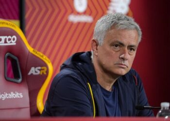 ‘Not My Club’ – Angry Mourinho Shoots Down Man Utd Question Ahead Of Leicester City Tie