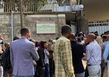 Ethiopians Queue At Russia Embassy To Enlist For War