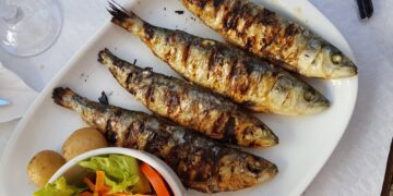 10 Reasons Why You Should Eat More Fish