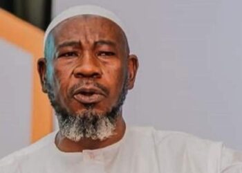 Sacked Nigerian Imam Vows To Continue Criticising President Buhari Over Insecurity