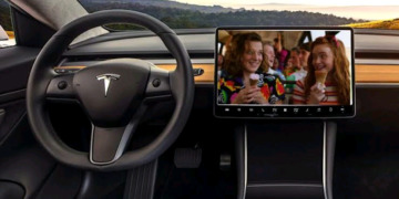 Watching Tv In Self-Driving Cars To Be Allowed In UK
