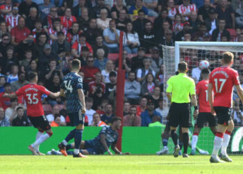 Arsenal, Spurs Drop Points As Ronaldo’s Hat-Trick Revive Man Utd Top Four Hope