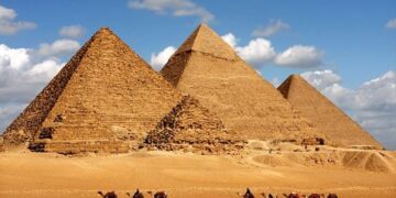 Egypt Arrests 13 Teenage Boys For Harassing Tourists