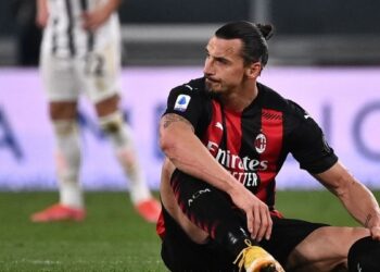 Zlatan Ibrahimovic To Quit Football After Knee Surgery