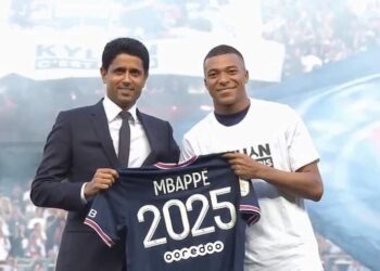 Mbappe Pens New Three-Year Deal With PSG