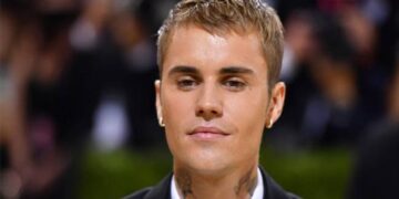 Canadian Singer, Justin Bieber Experiencing Partial Face Paralysis Due To Rare Disorder