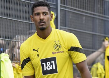 Ivorian Footballer Sebastian Haller Breaks Silence Over Health Challenge