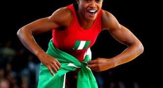 JUST IN: Nigerian Wrestler, Adekuoroye, Wins Gold To Defend Commonwealth Crown