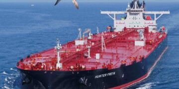 Equatorial Guinea Arrests Oil Vessel Fleeing From Nigerian Waters
