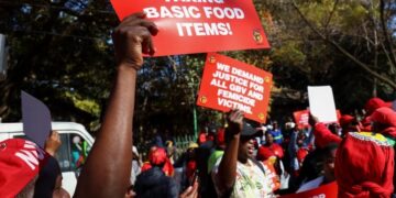 South Africa: Labour Unions Protest Soaring Inflation