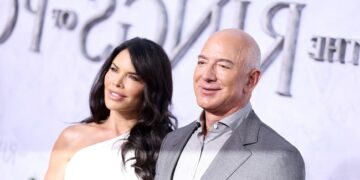 Amazon’s Bezos Attends Premiere For $1bn ‘Lord Of The Rings’ Prequel