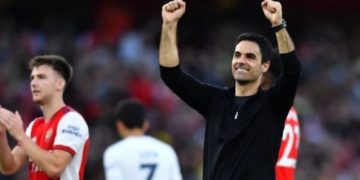 EPL: Arsenal Down Spurs, Chelsea Grab Late Victory, Liverpool Drop More Points
