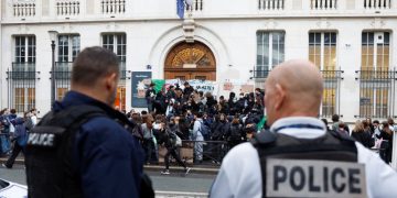 France Begins Nationwide Strike Amidst Inflation