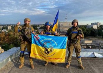 Ukraine Celebrates Recapturing Key Town, As Putin Ally Raises Nuclear Jitters