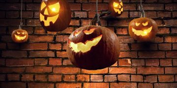 Malaysian Authorities Arrest 20 At LGBT Halloween Party