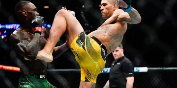 JUST IN: Nigeria’s Adesanya Loses UFC Middleweight Title To Pereira