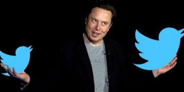 Twitter Employees Sue Elon Musk As Massive Layoff Looms