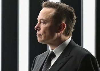 Musk Says Twitter Won’t Resume Paid Verification Until “Significant Impersonations” Stop