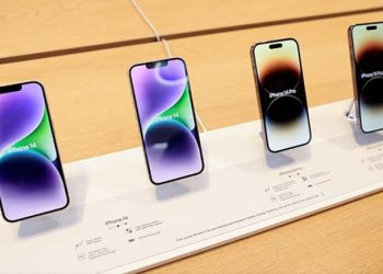 Apple’s iPhone Production Hit By China Covid Lockdown