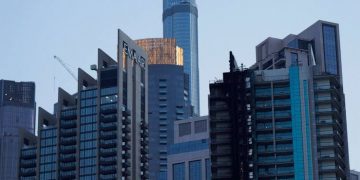 Fire Races Up High-Rise Building Near World’s Tallest Building In Dubai