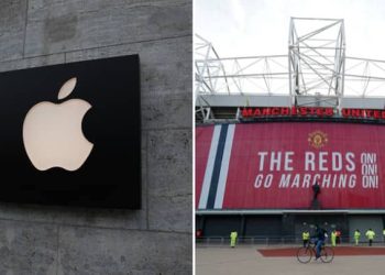 Apple Eye Manchester United Takeover 