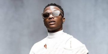 Wizkid Bags Award At 2022 American Music Awards