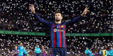 Barcelona On Top Of La Liga As Pique Bids Tearful Farewell At Camp Nou