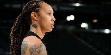 US Basketball Star, Griner Arrives Texas