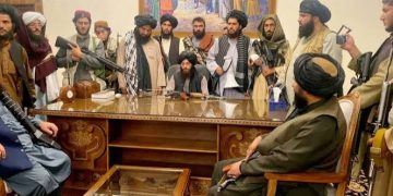 Afghanistan: Taliban Bar Women From Working In NGOs