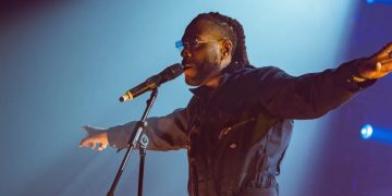 Nigerians React As Musician Burna Boy Curses Fans At Lagos Concert