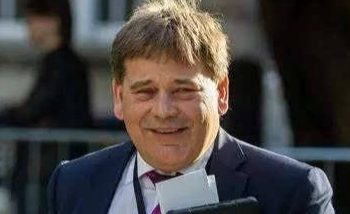 British MP Suspended Over COVID Vaccine Comments